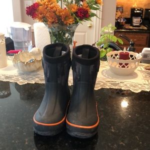 Snow Boots